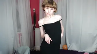 helenryan 5.52.020 34 female chaturbate