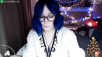 blue_mooncat 1.22.019 10 female chaturbate