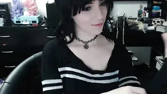 Lana_Rain_(2014-12-23 3-04-57)