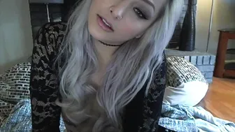 heidifox  24   Fingers By The Fireplace