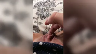 TheBrittanyXoxo onlyfans Juicy, extremely wet slit in slow motion The video is suppose to be 7 minutes long with it being in slow motion so I (...)2018-05-06