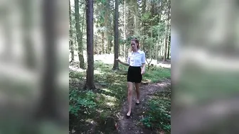 Naughty Poppy onlyfans PEEING IN THE WOODS!2018-01-05