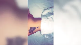 Julie Cash onlyfans Good morning boobies 2019-11-27