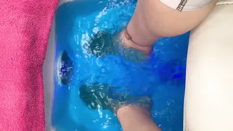 Ella Jolie onlyfans And my pamper day has begun #pedicure #holiday #excited 2019-12-10