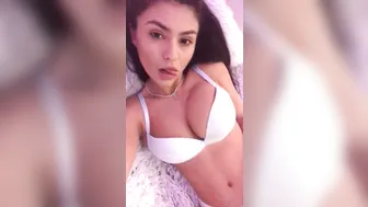 lilemma_ myfreecams 018 8 2_Play time