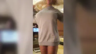 Blondie Fesser onlyfans [0878189] Dancing at home [2017 12 16]