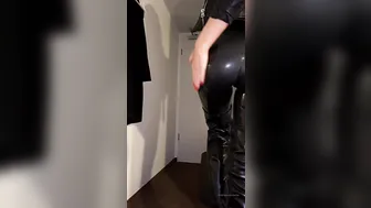 OnlyFans.com Evil Woman _19 12 02 9593247 Polishing my latex.... It would be better if you would polish it with your 1080x1918
