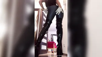 OnlyFans.com Evil Woman _19 10 16 7795282 Good morning slaves! More of leggins spandex teasing x I'm waiting for 4 p(..) 480x848