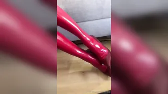 OnlyFans.com Evil Woman _19 09 18 7019620 Red latex stockings' day 480x848