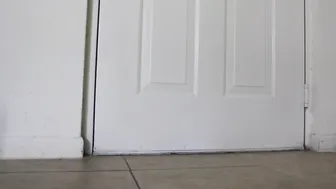 ManyVids  Sadbaffoon _Please Take Care Of Me Daddy