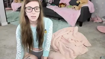 thesharkqueen 2.08.2019 242 myfreecams