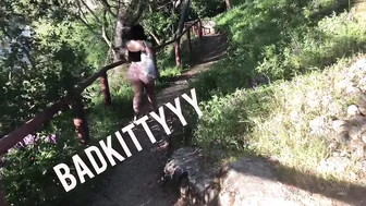 Badkityyy head outside