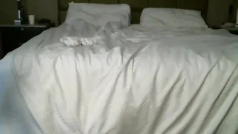 sexandhappiness chaturbate busty brunette chats in free chat