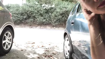 Ivy Roses manyvids onlyfans Cummin In Chair Next To Busy Road