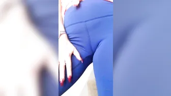 misslyndaleigh 06.11.2019 13608063 Wednesday Wank Enjoy the sight of my tigh