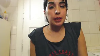 SweetPam4You OnlyFans Messy Food Play And Soapy Shower