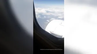 sashaopalowa 31.07.2019 9144649 Mirad me lo grab ayer en el avi n volviendo de Bari Me