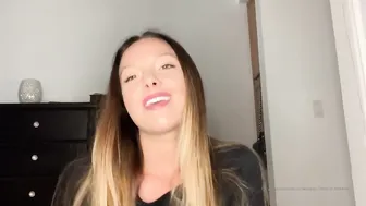 COLORSOFAUTUMN onlyfans colorsofautumn 04.07.2019 8232352 Happy Fourth of July Let s make some fireworks