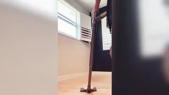 lastarya Doctor says I still can t work. So all I can do is keep the house cle 6056074