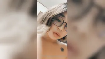 amiyummy 09 05 2020 38219850 My fingers are not good enough for my pussy Raise ur hand