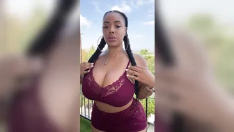 creolebarbieeee 17 10 2019 12409814 A few videos