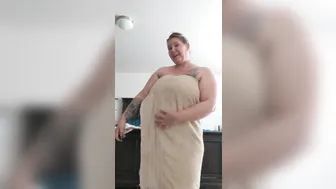 bustykrisann 26 02 2020 23563516 Happy Ass Wednesday my luvs...