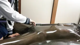 mistresshinako 04 09 2020 111736258 Latex vacuum bed s