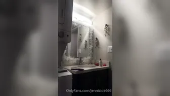 madicollinsxo 02 05 2020 36295257 perspective