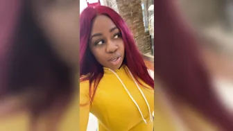 diorlips 29 02 2020 23942187 KD Gets Caught at Victoria s Secret re