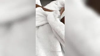 diorlips 17 01 2020 19138462 My pussy need some attention