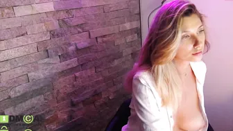 _genuine_fox_ 7.08.2020 227_female chaturbate