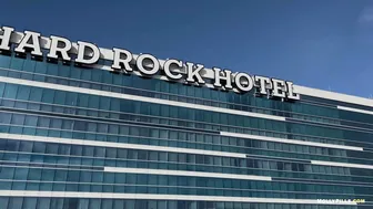 Molly Pills _Public Fucking at AVN 2020   Big Booty Sex POV