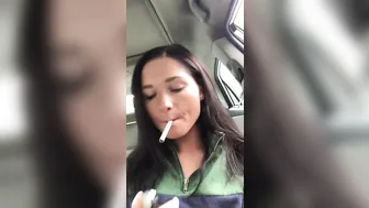 zoebloomxxx 12 12 2018 4068531 Smoking a cig