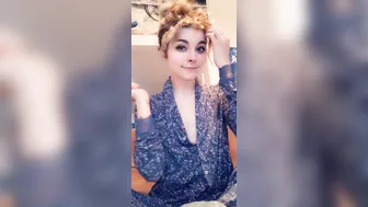 envyanne 2019 12 27 17328433 Peek_a_boo