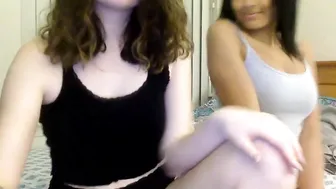 2girl1dorm 1.02.2019 636_female chaturbate