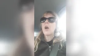 msjamiefoster 16.01.2020 At the park in pig