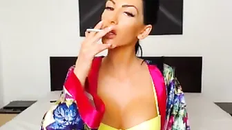 julyawild  newest show 24 june 2017