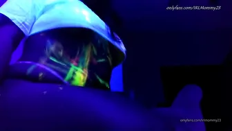 irlmommy23 09.04.2019 Glow n the Dark paint sexy touch