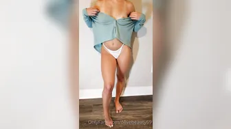 olivebeauty69 26.06.2020 This shirt basically falls right off me so I figured