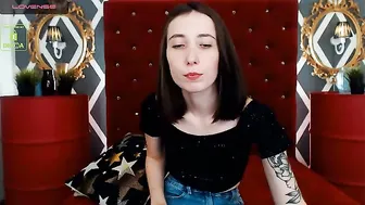 g!ina_ferr3r pvt show