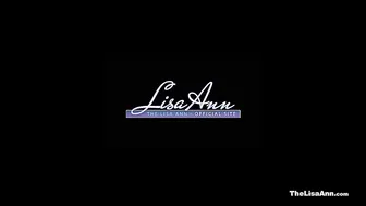 thereallisaan 7-02-2018-1.79.6924-Well lovers I hope my news made your week extra spec