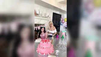 whitneywrightxxx_Running lines. Lol. I can t wait for you all to see this sce 5.25.2755