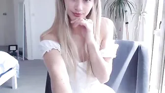 missalice_94 4 5.10.2019 308 myfreecams