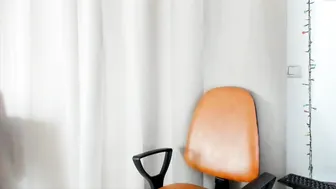 dyanne18 Pregnant chick