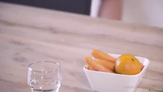 Kira Queen onlyfans Cooking_with_my_sexy_girlfriend_Taisia_Shanti_@miss_shanti