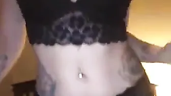 arialongoria  MFC cam model record