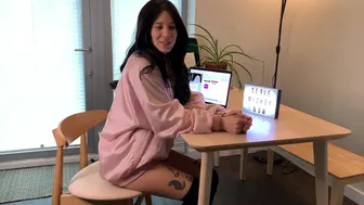 servemickey Femme Fatale Webcam Girl ManyVids