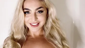 OnlyFans  Emily Rinaudo 89