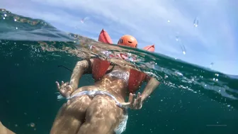 happyisashley 29 02 2020 164304903 Splash splash the ocean took my pants