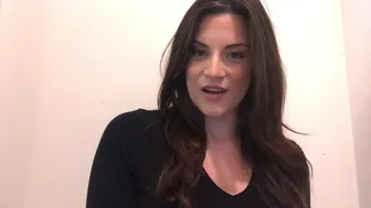 KallMeKrystal Femdom Nurse in Black Latex Gloves ManyVids (1)